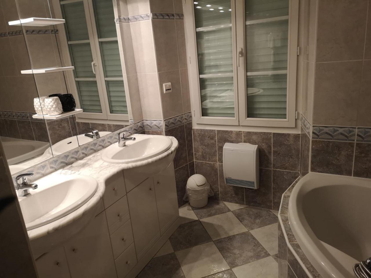 Hotel Castel D'Olmes Tabre Εξωτερικό φωτογραφία