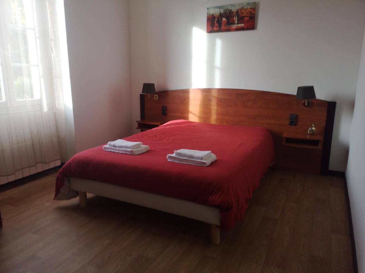 Hotel Castel D'Olmes Tabre Εξωτερικό φωτογραφία